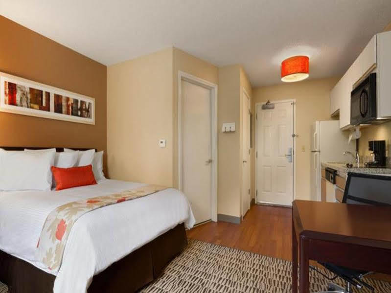 Mainstay Suites Northbrook Γουίλινγκ Εξωτερικό φωτογραφία